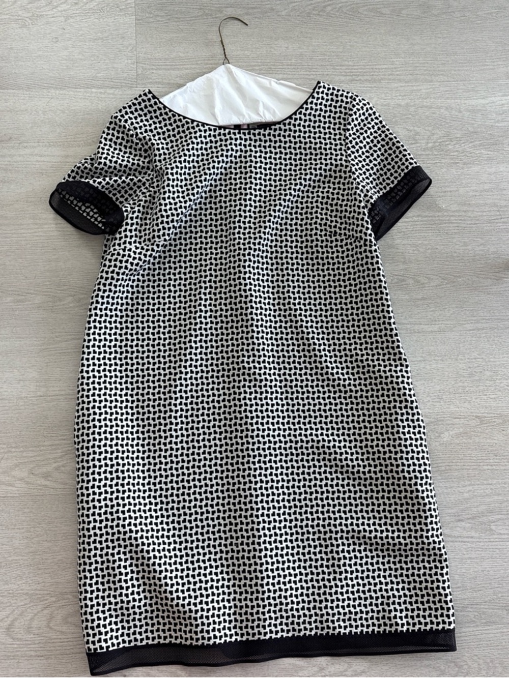 Black and White Geometric Shift Dress